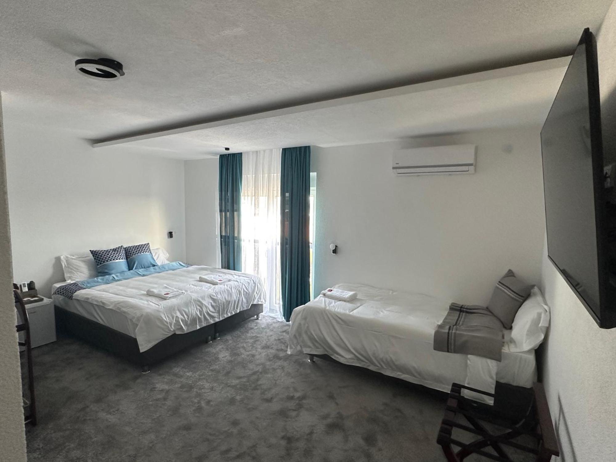 China Town Prenociste Hotel Белград Екстериор снимка