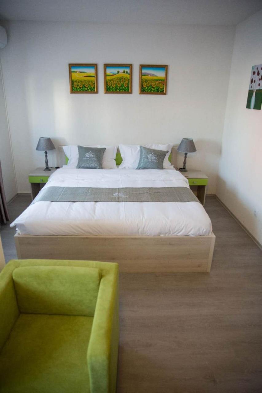 China Town Prenociste Hotel Белград Екстериор снимка